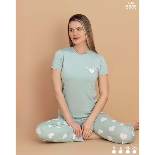 STİL MODA KADIN KISA KOL PİJAMA TAKIMI AÇIK YEŞİL, KALP DESENLİ